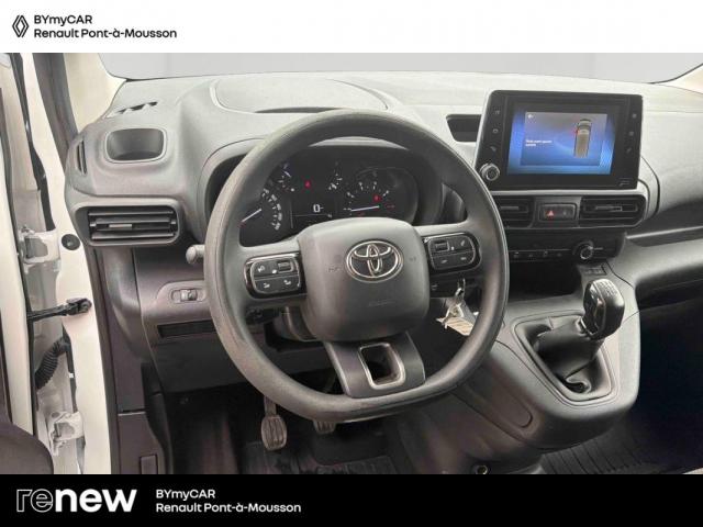 Toyota Proace City image 2