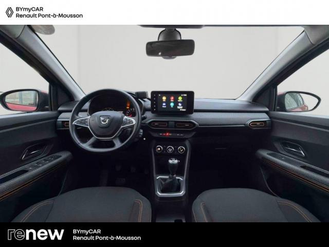 Dacia Sandero image 2