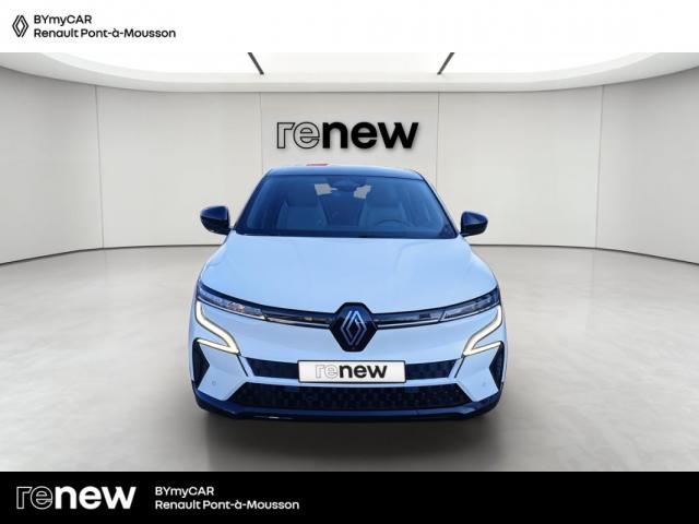 Renault Mégane E-Tech image 9