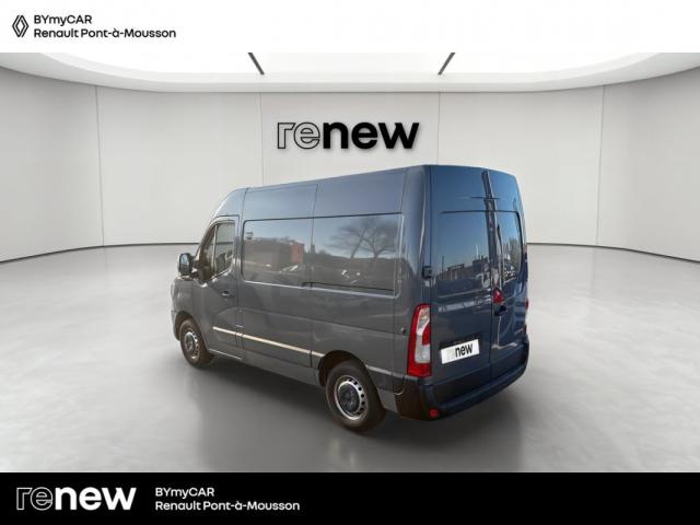 Renault Master image 9