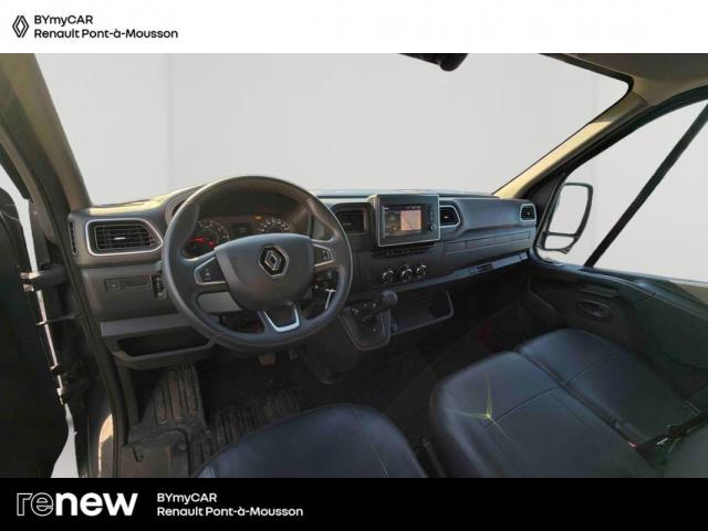 Renault Master image 8