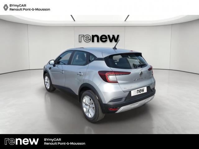 Renault Captur image 8