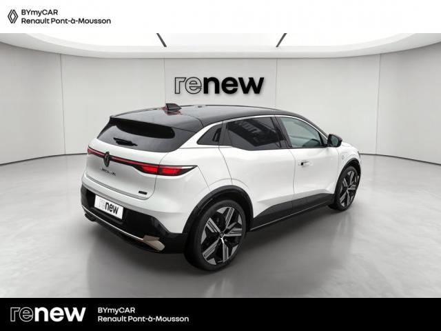 Renault Mégane E-Tech image 6