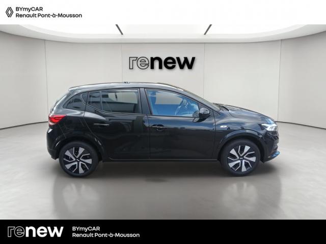 Dacia Sandero image 2