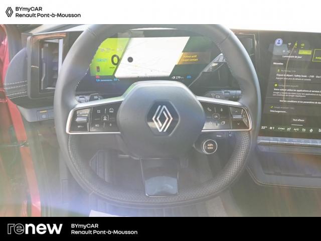 Renault Mégane E-Tech image 2