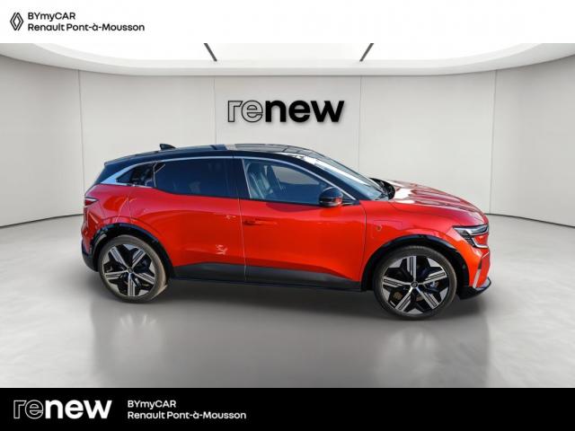 Renault Mégane E-Tech image 6