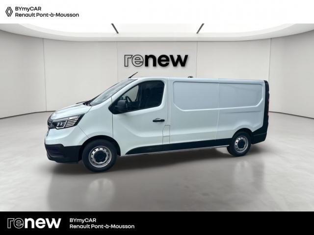 Renault Trafic image 2