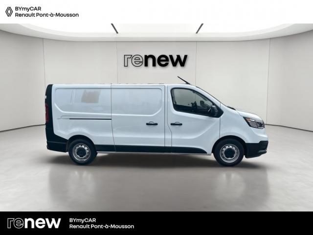 Renault Trafic image 1