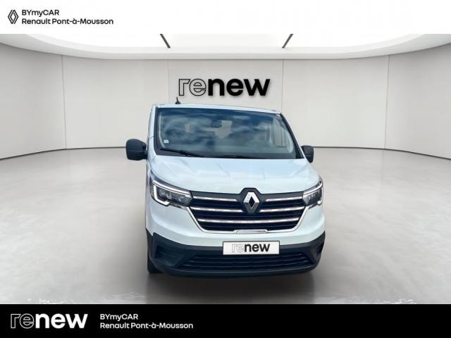 Renault Trafic image 8