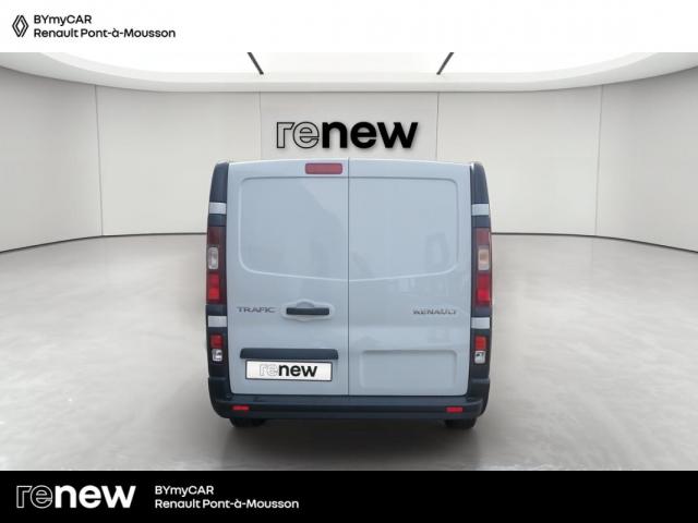Renault Trafic image 9