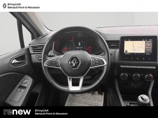 Renault Clio image 2