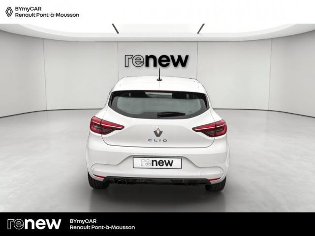Renault Clio image 8