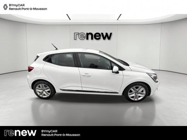 Renault Clio image 9