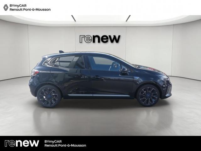 Renault Clio image 8