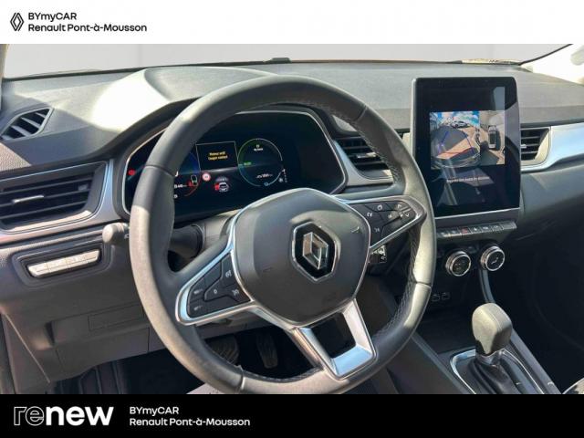 Renault Captur image 2