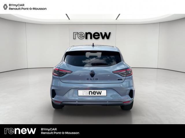 Renault Clio image 2