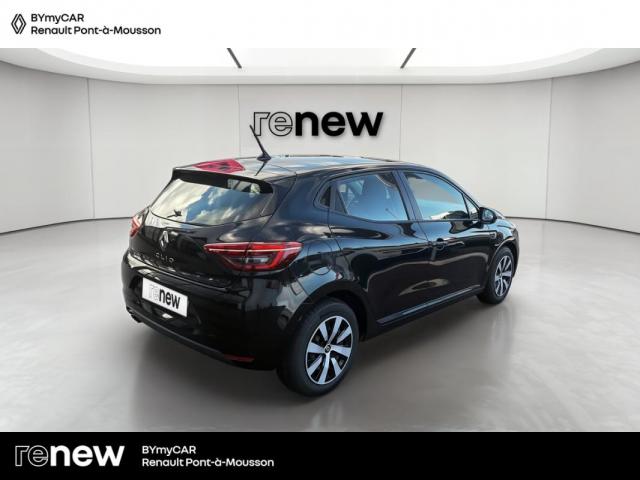 Renault Clio image 6