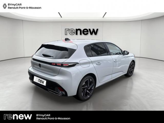 Peugeot 308 image 1