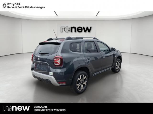 Dacia Duster image 9