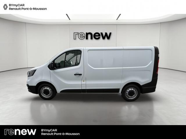 Renault Trafic image 1