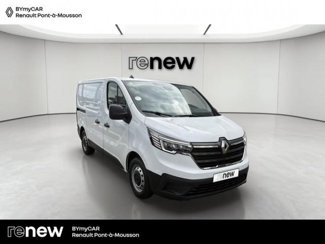 Renault Trafic image 9