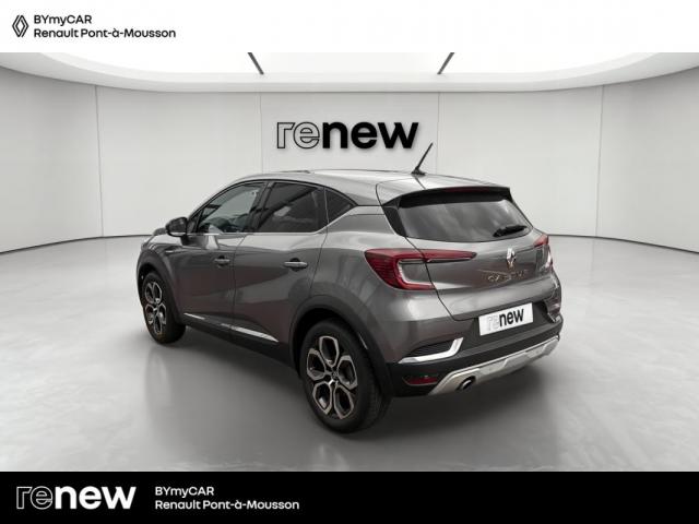 Renault Captur image 8