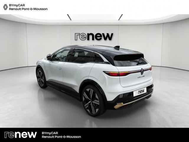 Renault Mégane E-Tech image 8