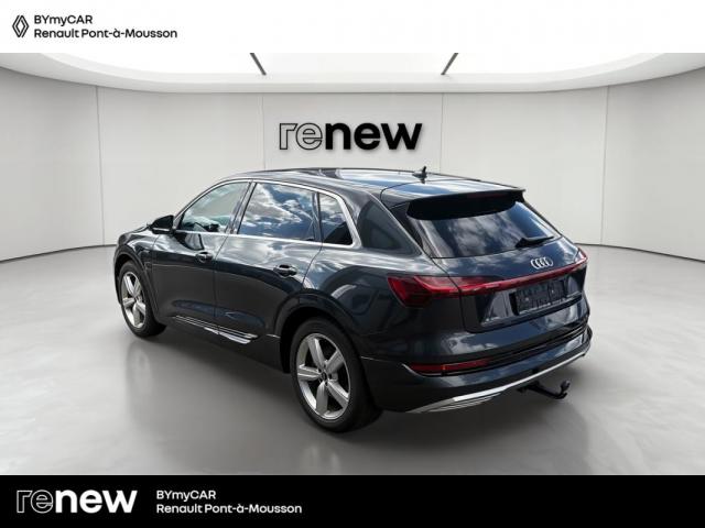 Audi E-Tron image 3