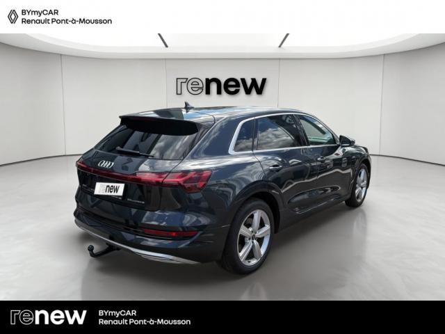 Audi E-Tron image 9