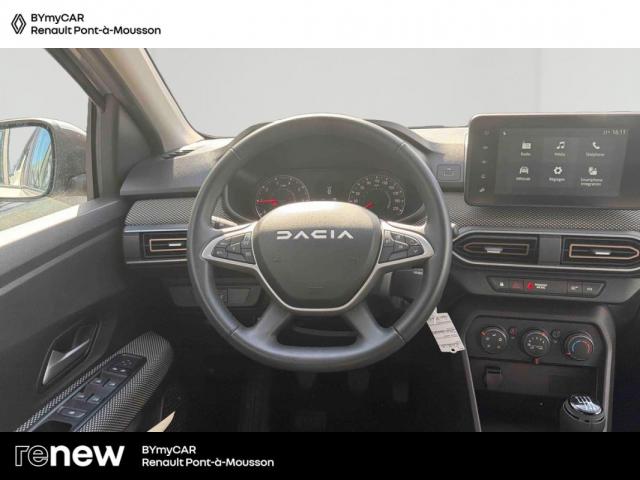Dacia Sandero image 9