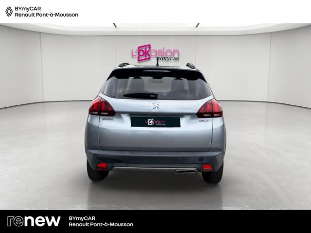Peugeot 2008 image 8