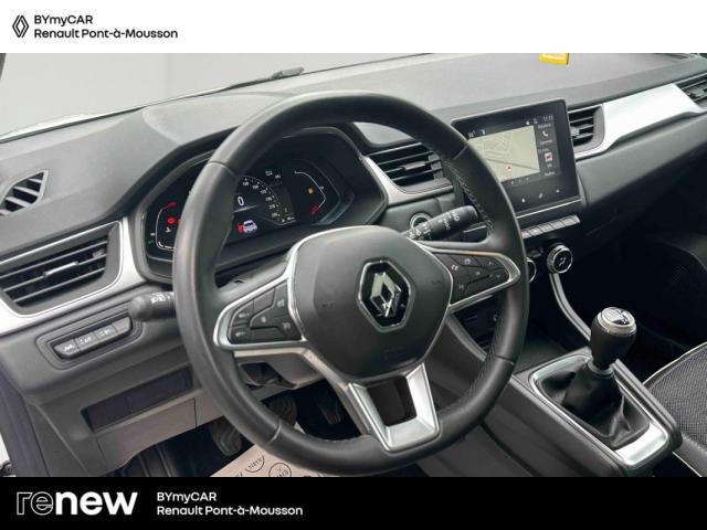 Renault Captur image 8