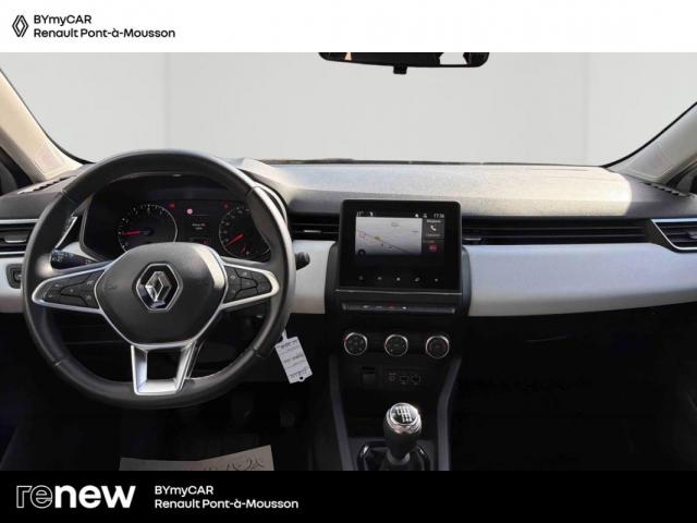 Renault Clio image 8