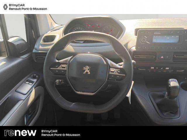 Peugeot Rifter image 5