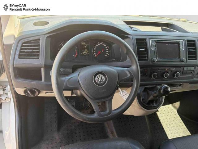 Volkswagen Transporter image 4