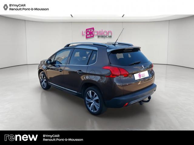 Peugeot 2008 image 9