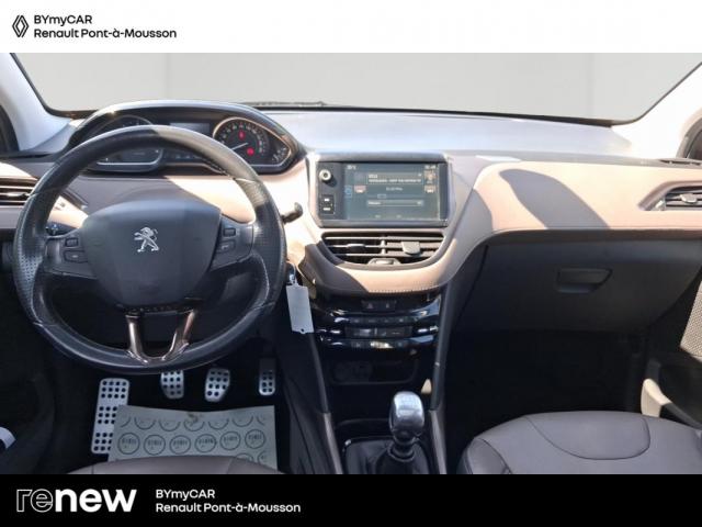 Peugeot 2008 image 4