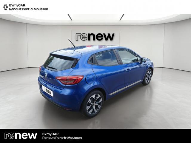 Renault Clio image 8
