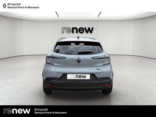 Renault Captur image 2
