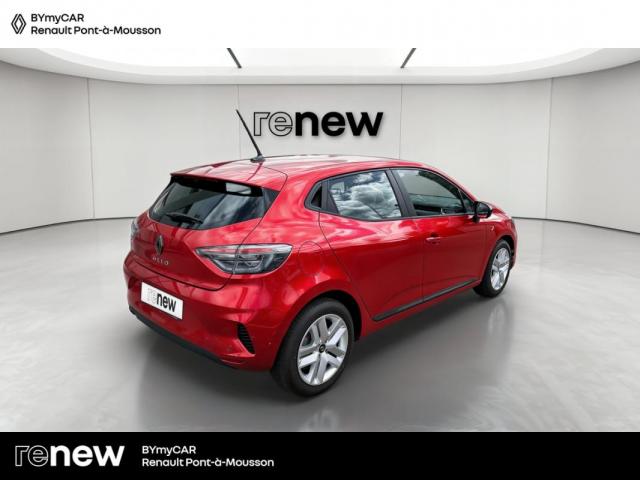 Renault Clio image 8