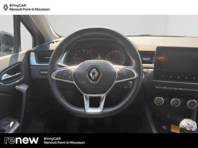 Renault Captur image 2