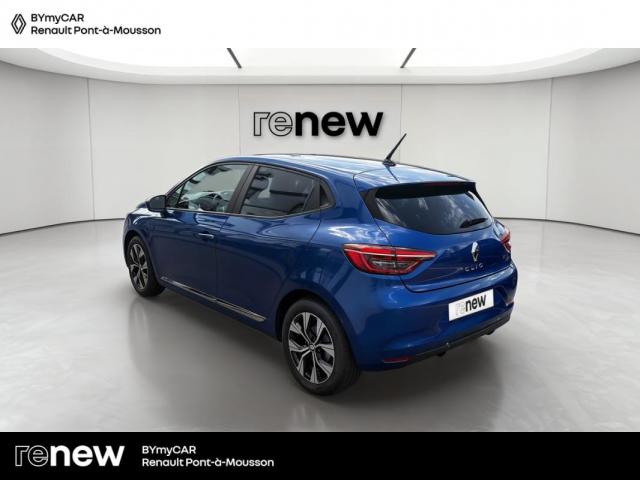 Renault Clio image 2