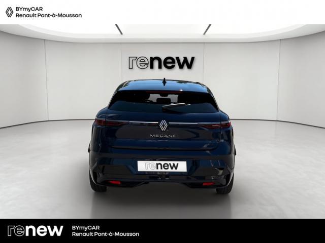 Renault Mégane E-Tech image 9