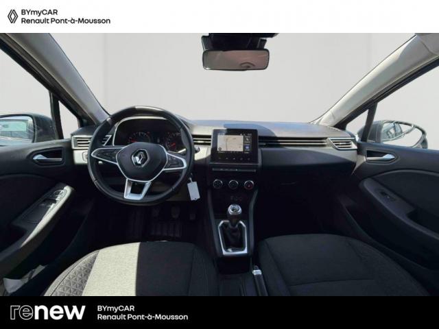 Renault Clio image 6