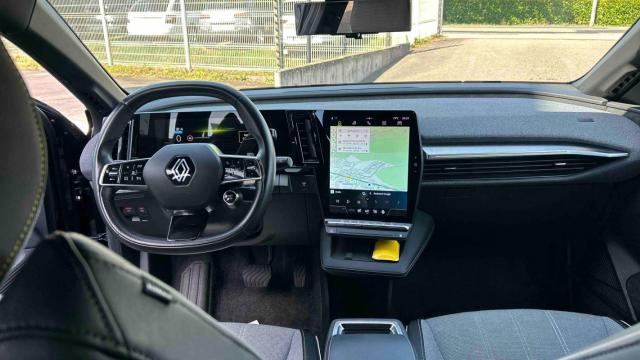 Renault Mégane E-Tech image 7