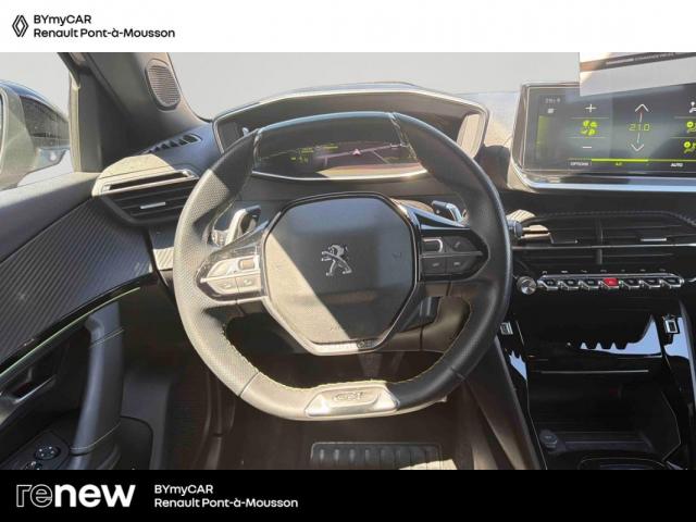 Peugeot 2008 image 1