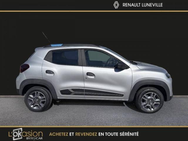Dacia Spring image 2