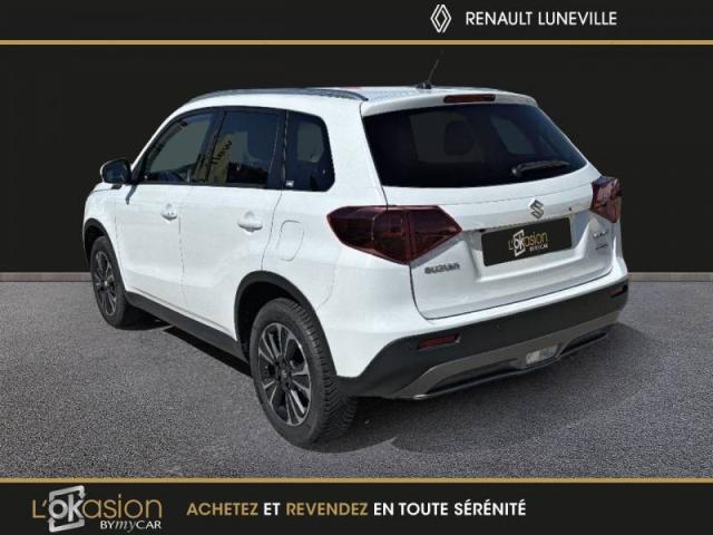 Suzuki Vitara image 3