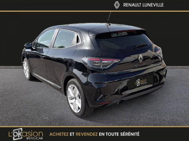 Renault Clio image 9