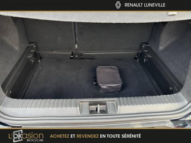 Renault Captur image 1